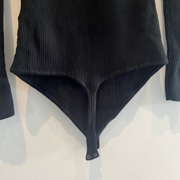 Abercrombie Turtleneck Sweater Bodysuit - Size Large - Picture 2 of 3